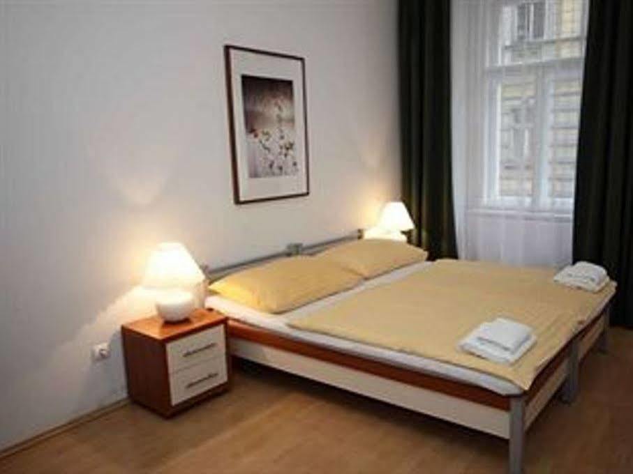 Theatre Residence Praga Exterior foto